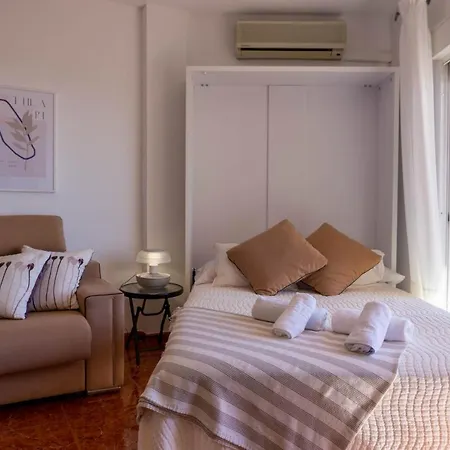 Estudio Playa Con Parking Malaga *
